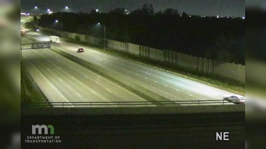 Traffic Cam Maple Grove: I-494: I-494 SB @ Fish Lake Rd