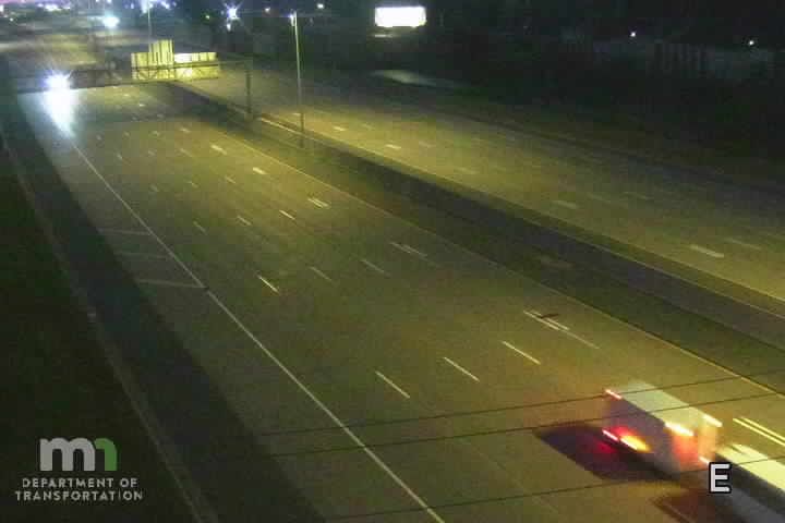 Traffic Cam Vadnais Heights: I-35E: I-694 WB @ Edgerton St