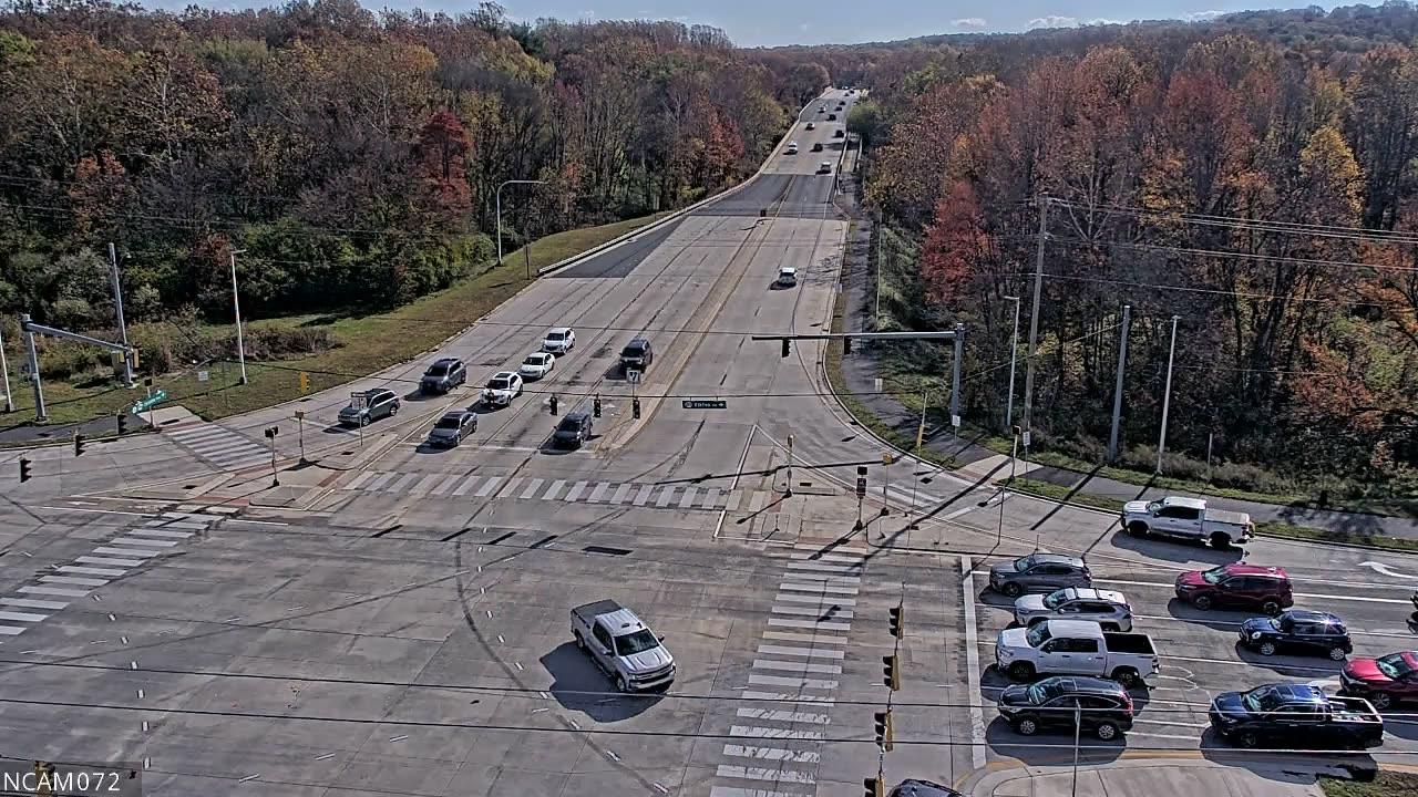 Traffic Cam Newark: DE 4 @ DE