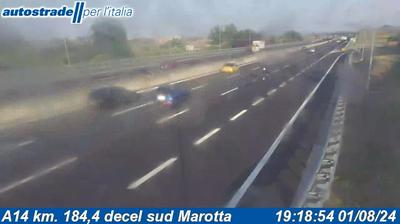 immagine della webcam nei dintorni di Pesaro: webcam Mondolfo