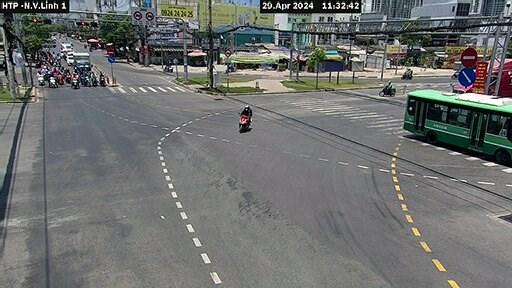 Traffic Cam Tan Thuan Dong Ward