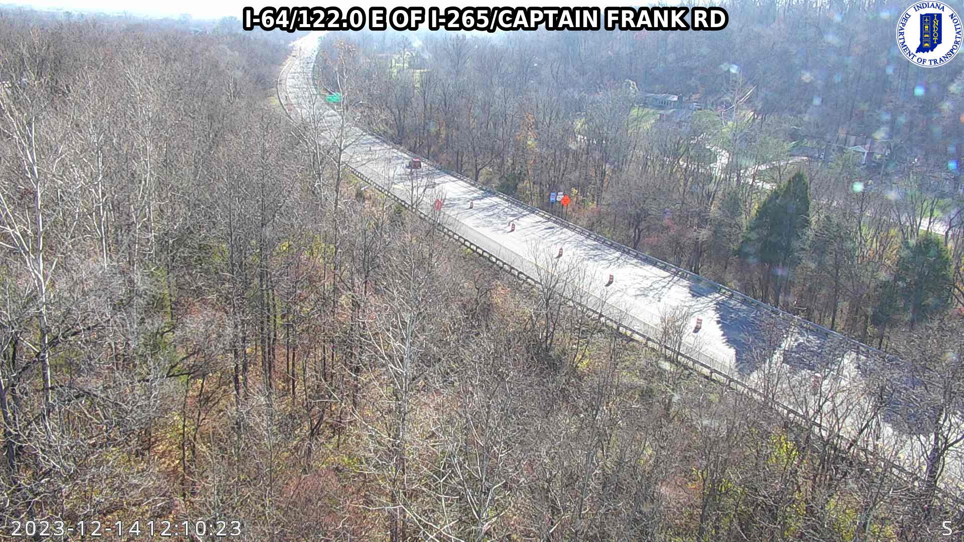 Traffic Cam New Albany: I-64: I-64/122.0 E OF I-265/CAPTAIN FRANK RD: I-64/122.0 E OF I-265/CAPTAIN FRANK RD