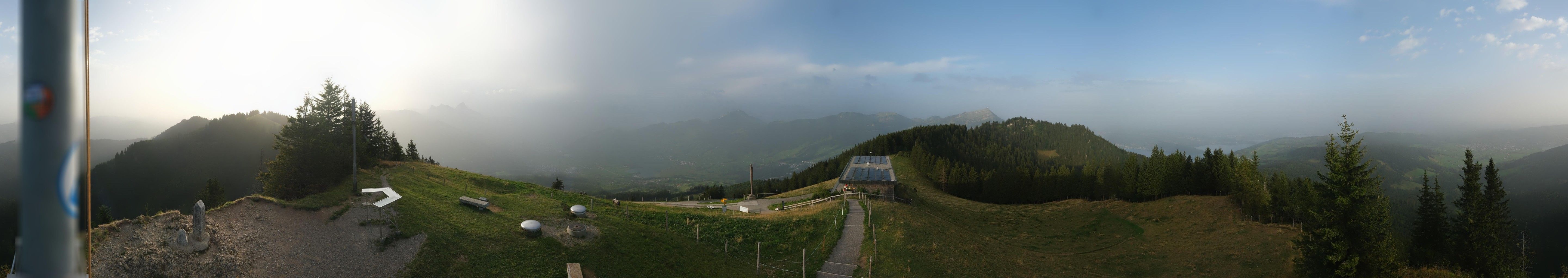 Zug: Wildspitz - Wildspitzstrasse