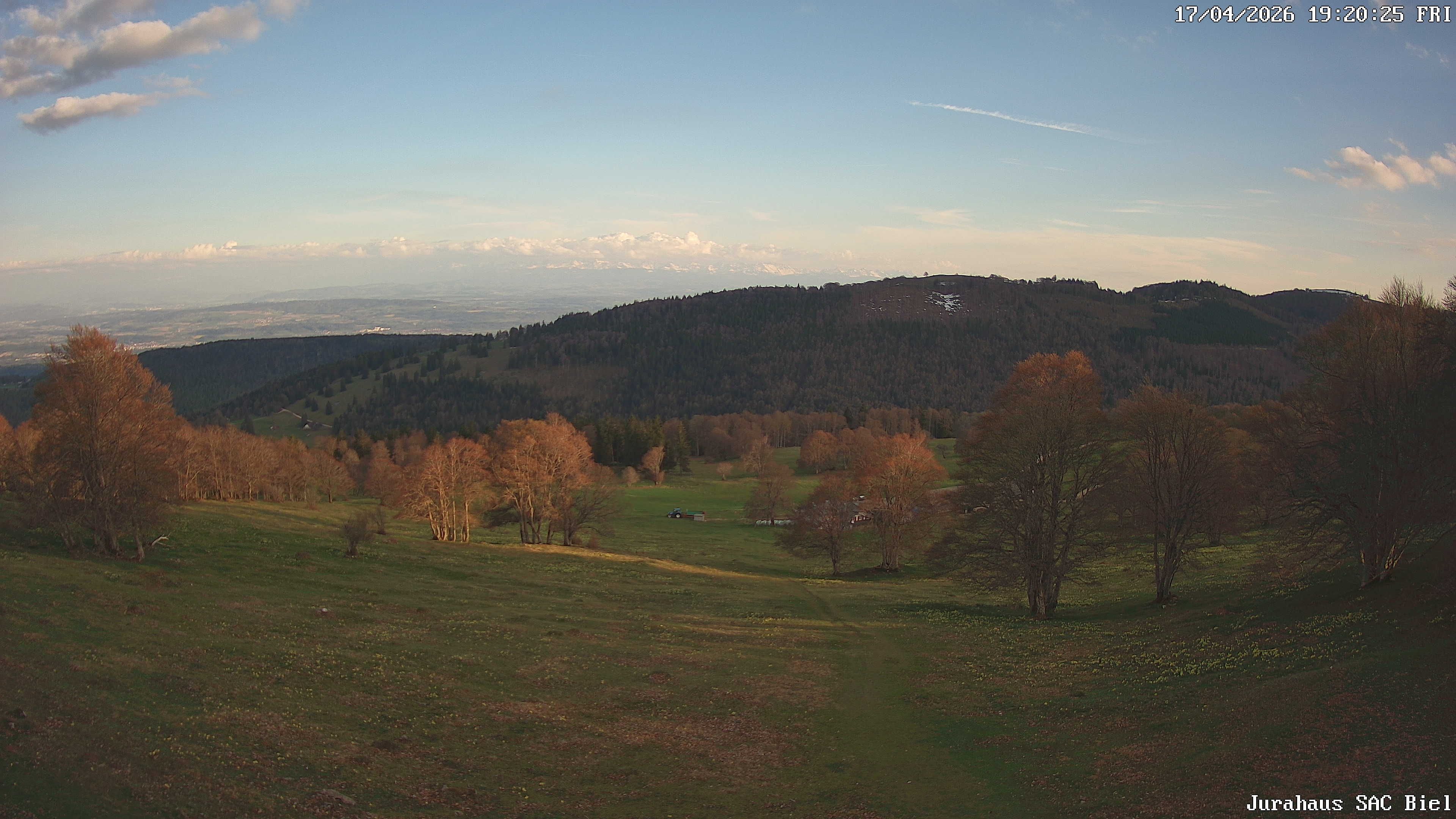 Orvin › Süden: Cabane du Jura CAS
