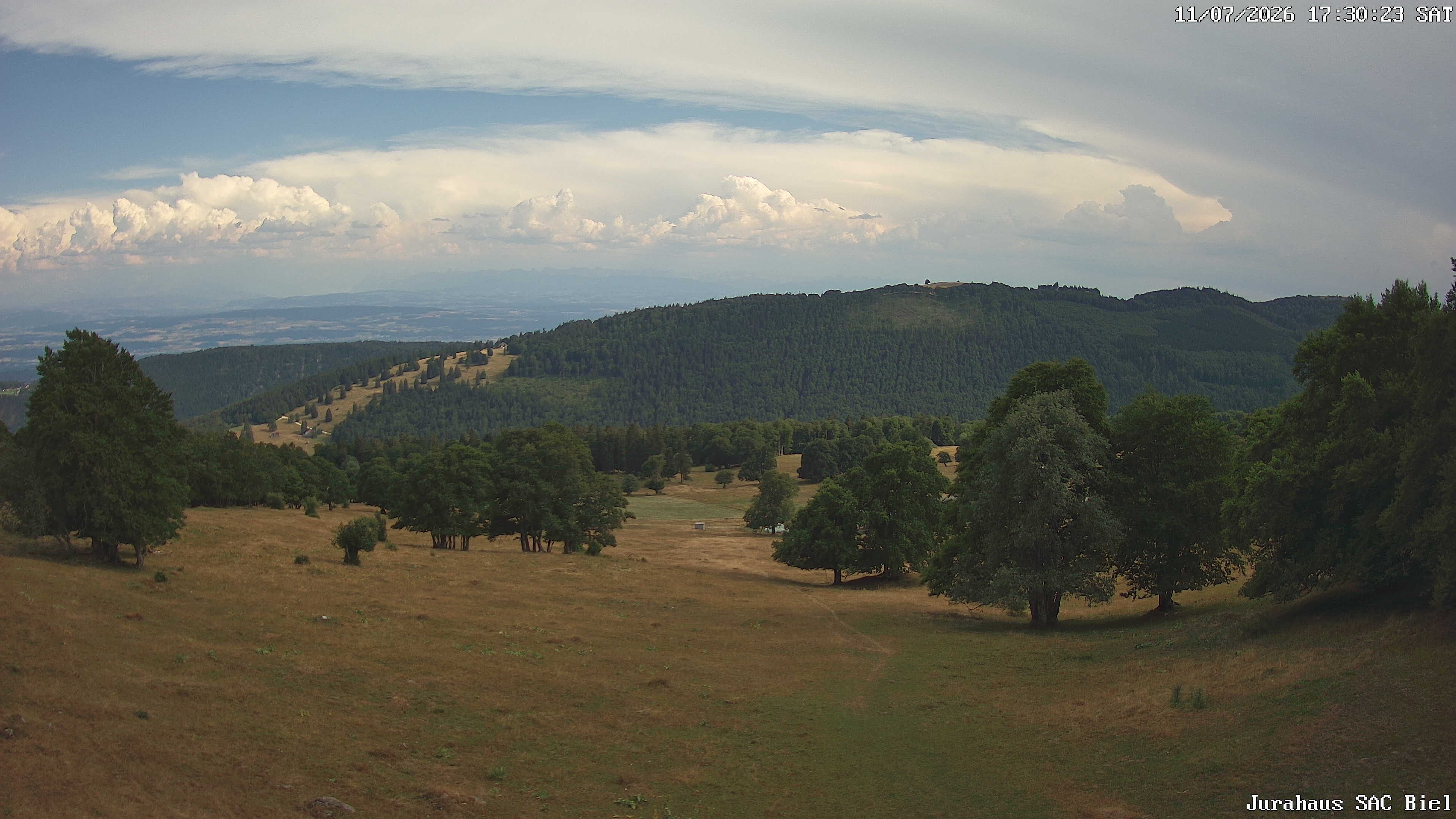 Orvin › Süden: Cabane du Jura CAS