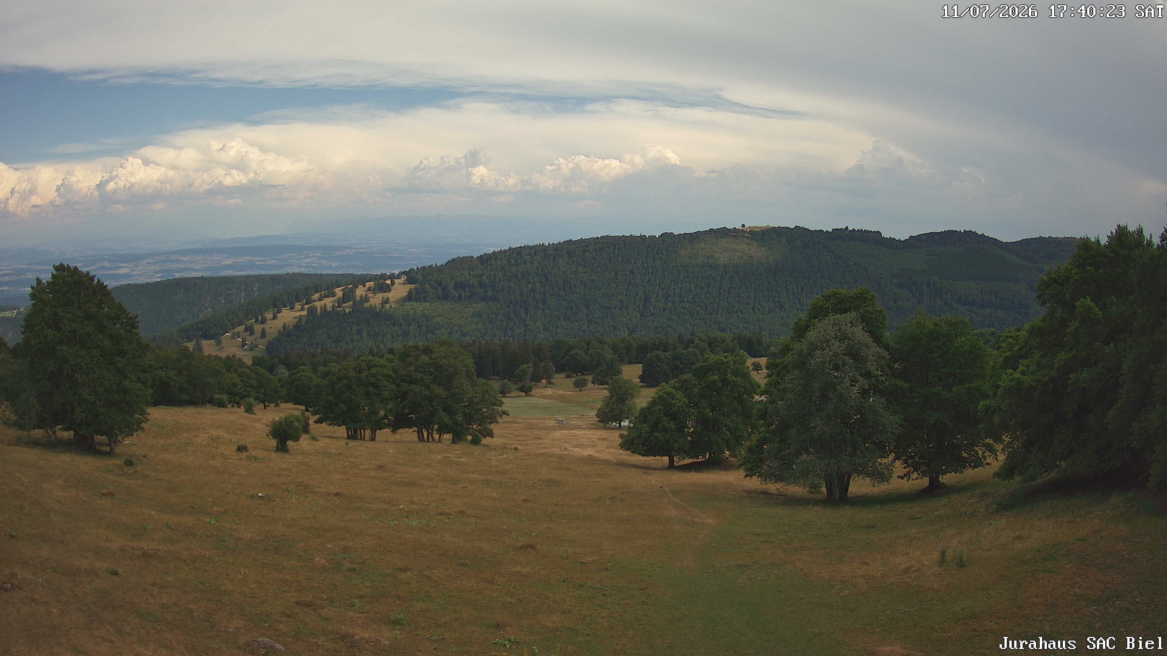 Orvin › Süden: Cabane du Jura CAS