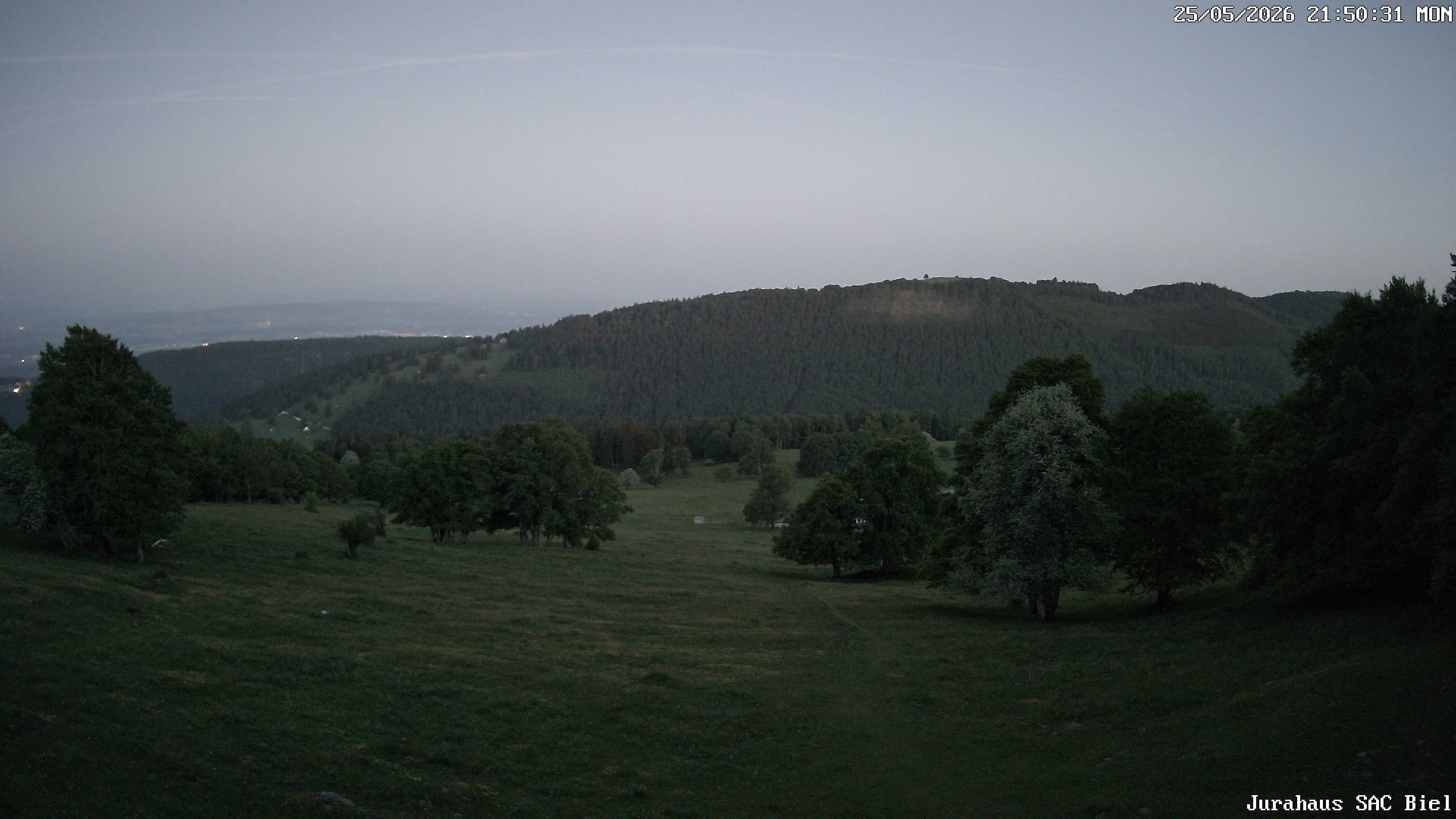 Orvin › Süden: Cabane du Jura CAS