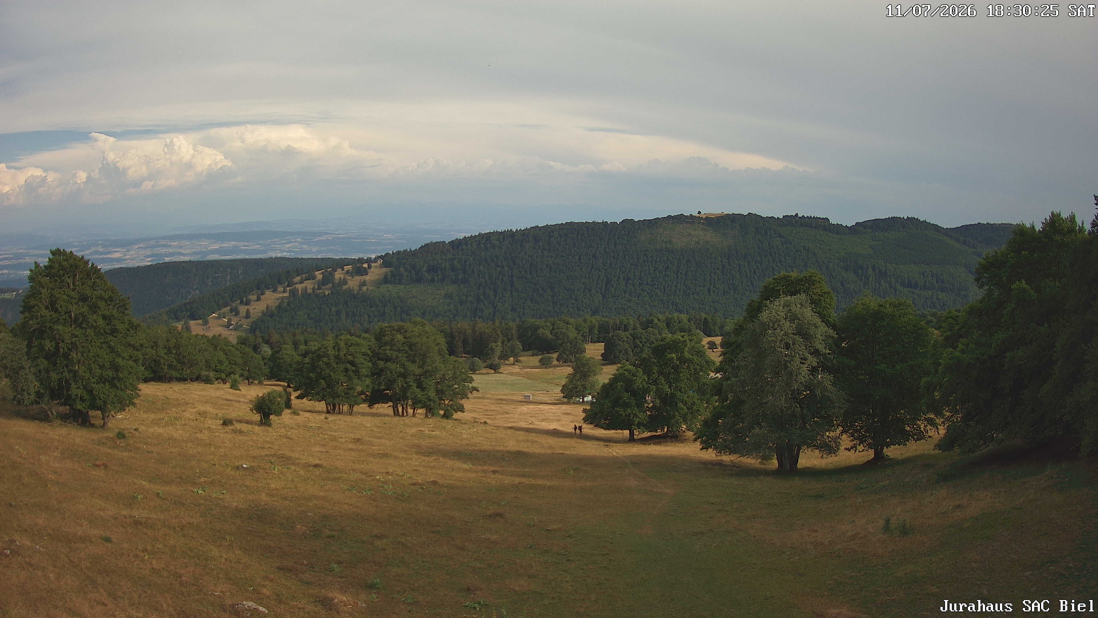 Orvin › Süden: Cabane du Jura CAS