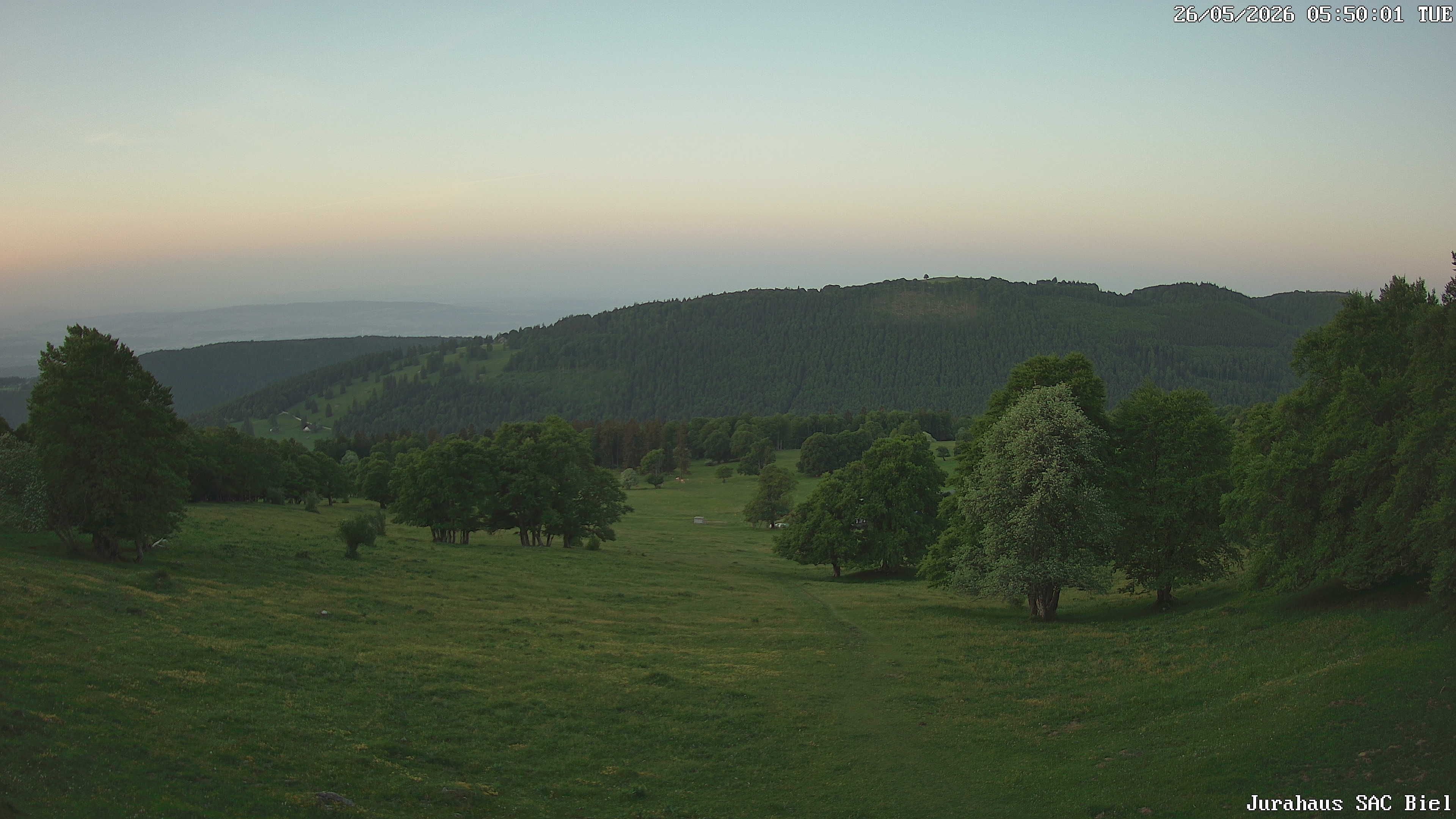 Orvin › Süden: Cabane du Jura CAS