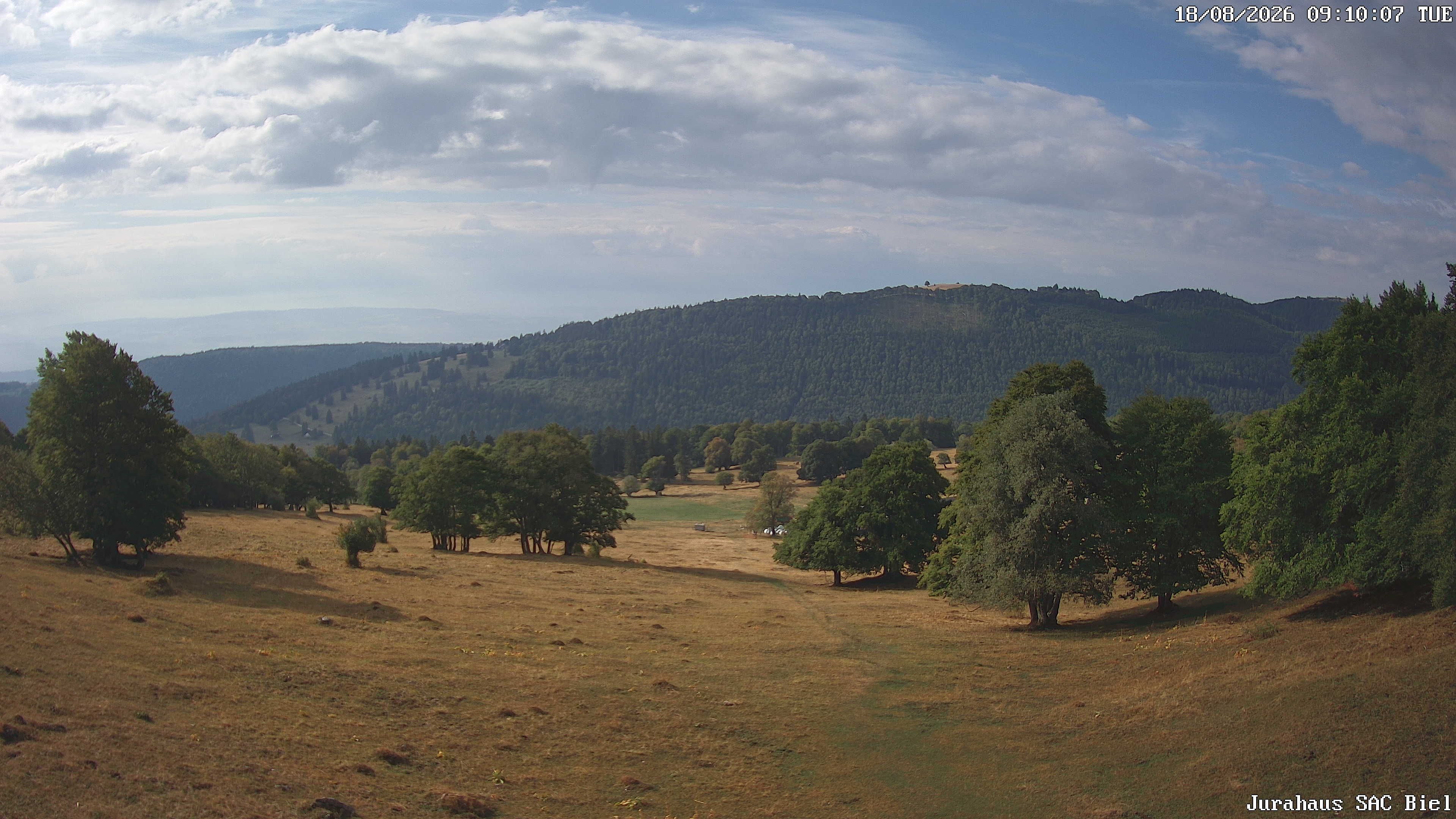 Orvin › Süden: Cabane du Jura CAS