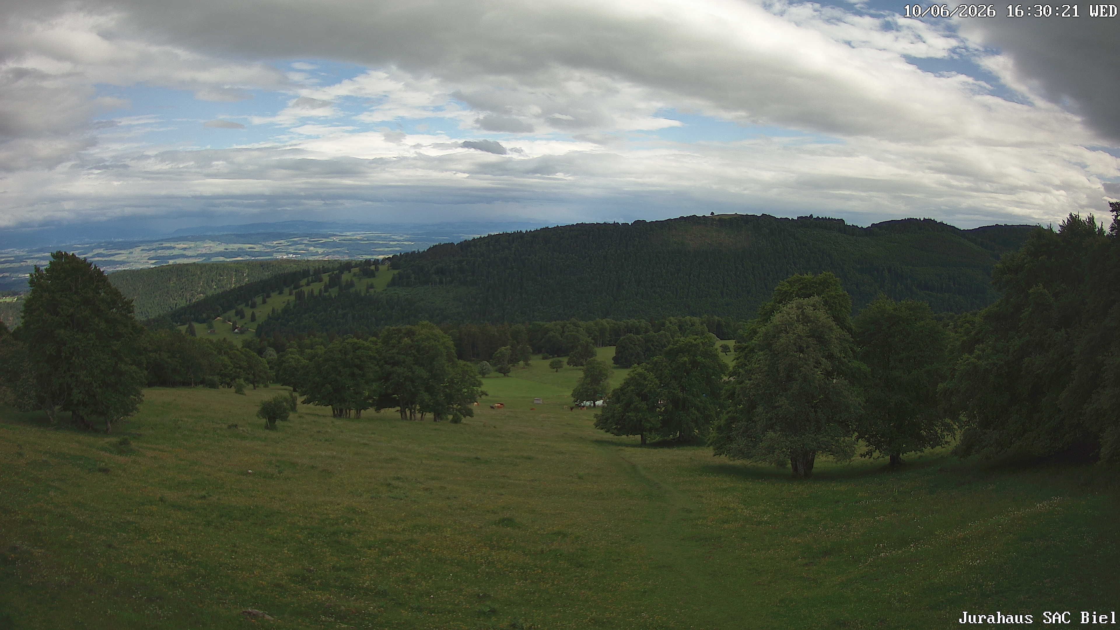 Orvin › Süden: Cabane du Jura CAS