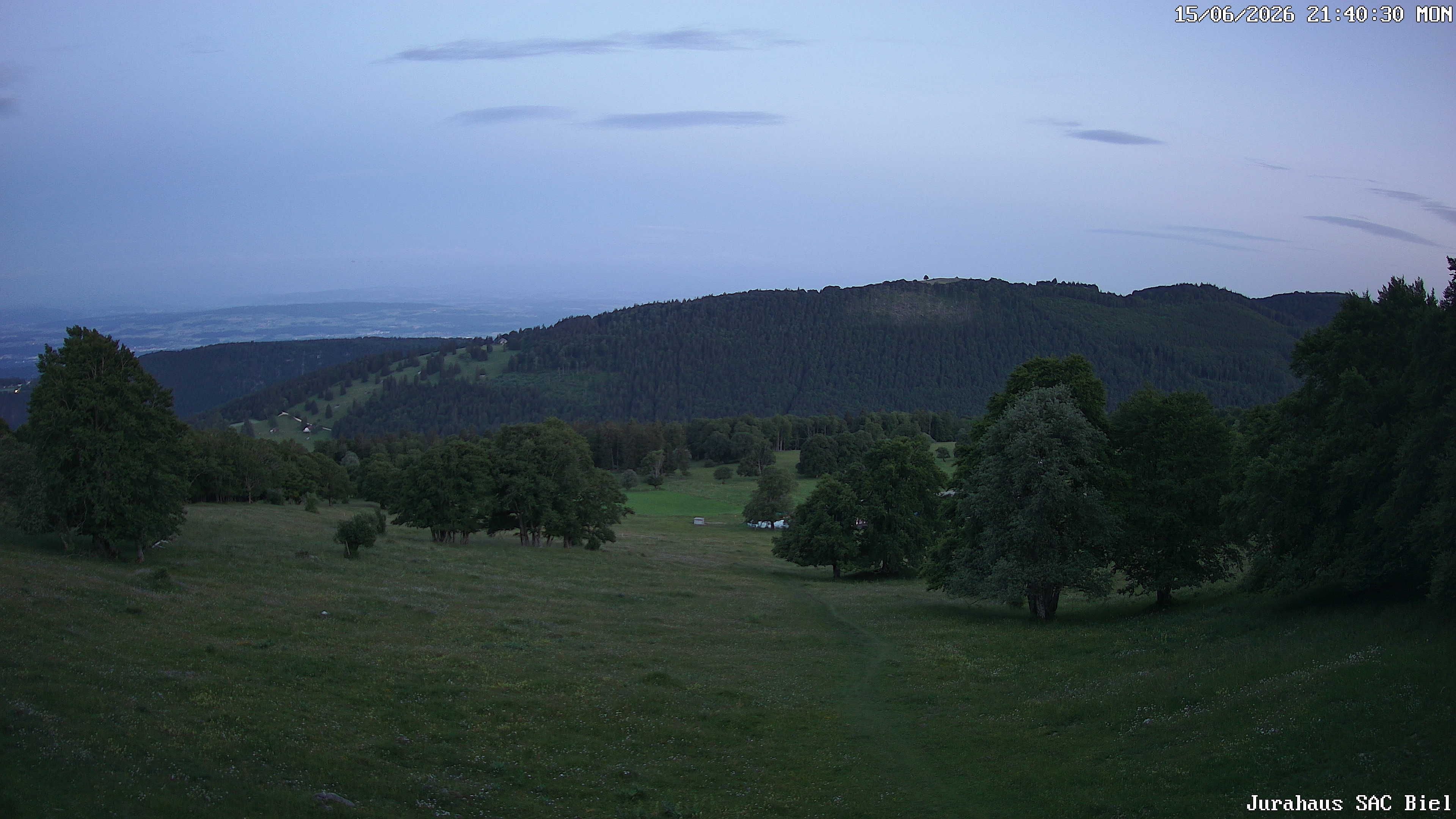 Orvin › Süden: Cabane du Jura CAS