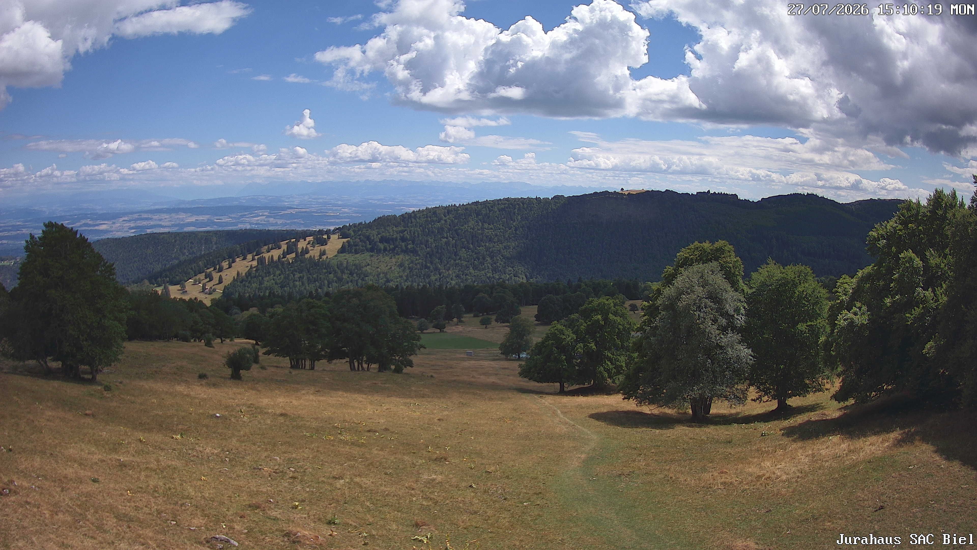 Orvin › Süden: Cabane du Jura CAS