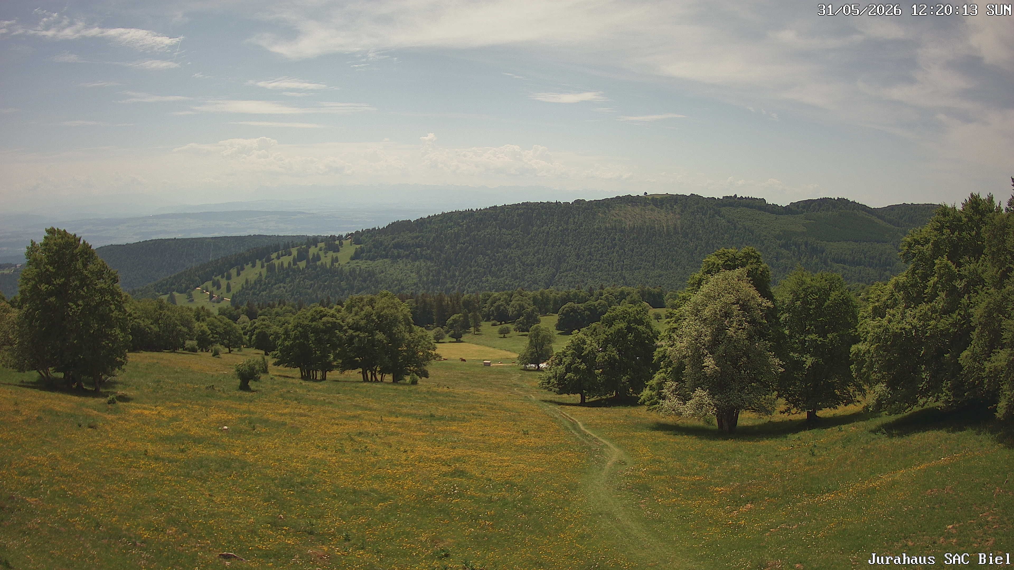 Orvin › Süden: Cabane du Jura CAS
