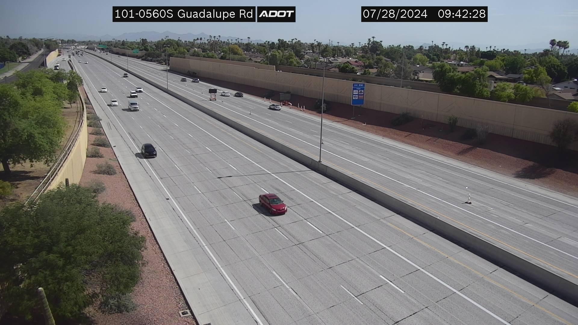 Traffic Cam Tempe: Loop 101 @ Gaudalupe in the East Valley