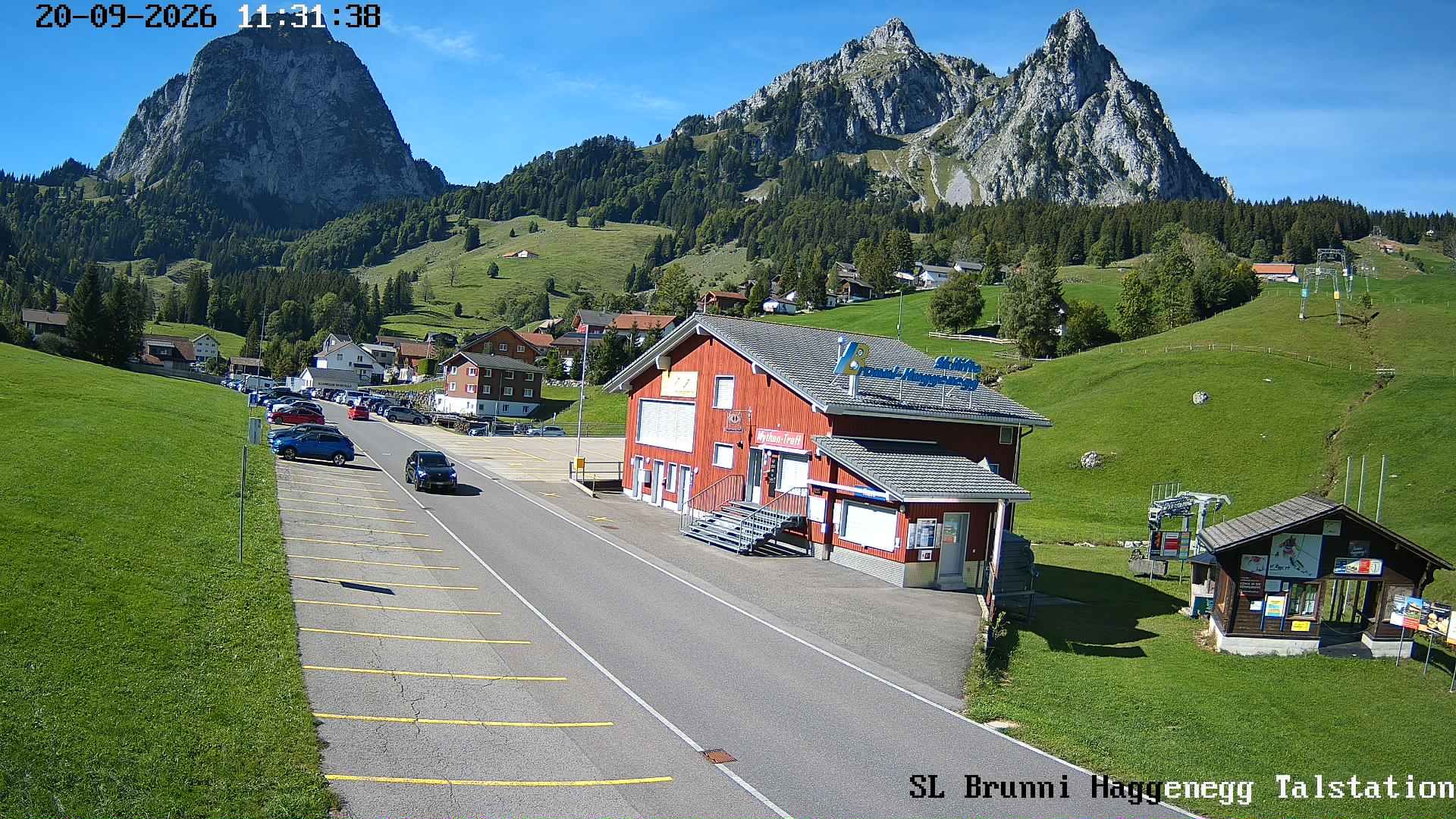 Brunni › Südwesten: Skilifte Brunni-Haggenegg AG - Sammelplatz Brunni-Alpthal Schweizer Skischule Einsiedeln - Kleiner Mythen - Grosser Mythen