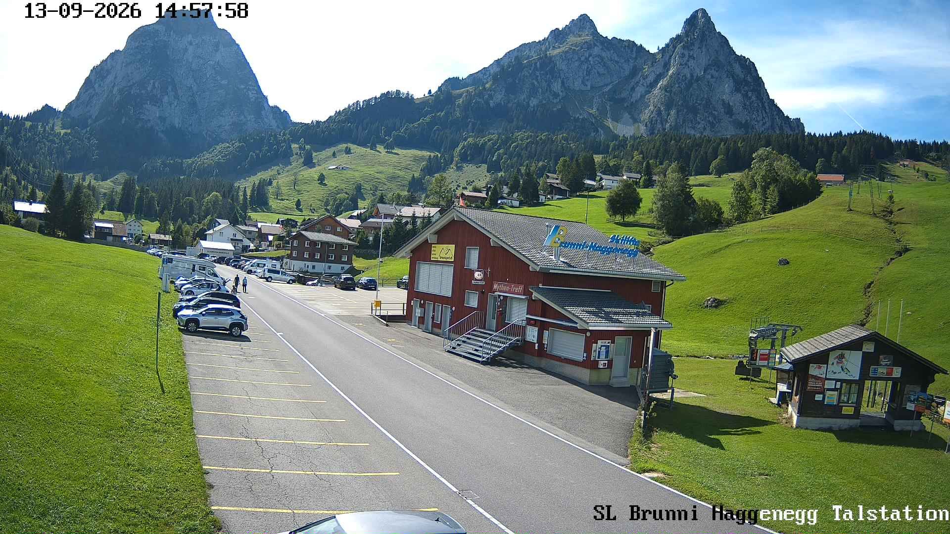 Brunni › Südwesten: Skilifte Brunni-Haggenegg AG - Sammelplatz Brunni-Alpthal Schweizer Skischule Einsiedeln - Kleiner Mythen - Grosser Mythen
