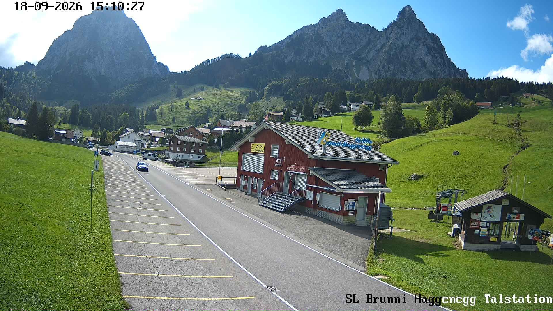 Brunni › Südwesten: Skilifte Brunni-Haggenegg AG - Sammelplatz Brunni-Alpthal Schweizer Skischule Einsiedeln - Kleiner Mythen - Grosser Mythen
