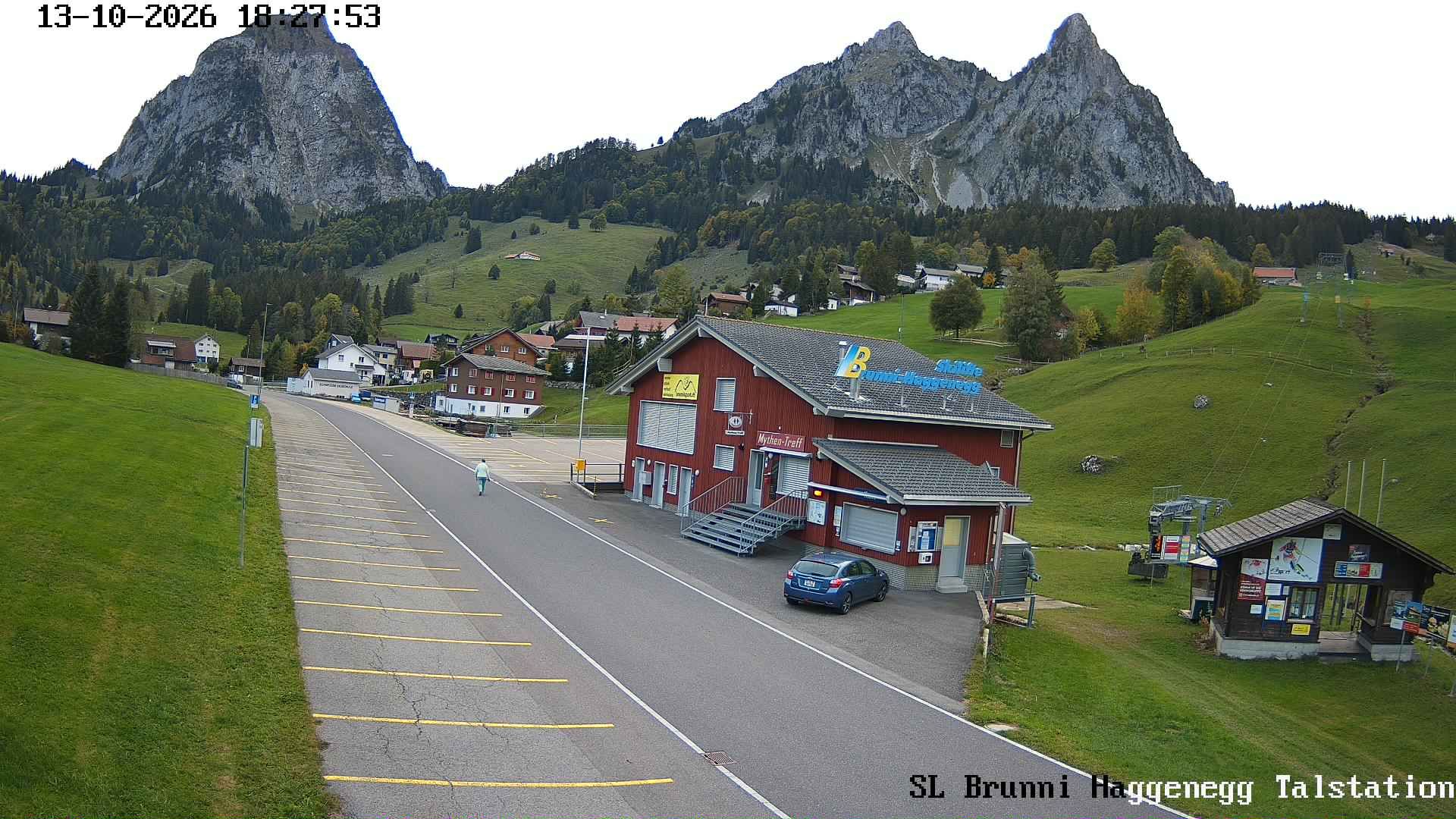 Brunni › Südwesten: Skilifte Brunni-Haggenegg AG - Sammelplatz Brunni-Alpthal Schweizer Skischule Einsiedeln - Kleiner Mythen - Grosser Mythen