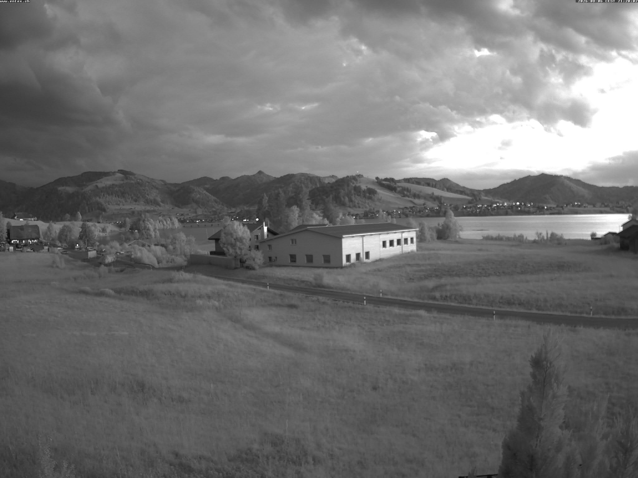 Willerzell: Blickrichtung Sihlsee und Birchli/Einsiedeln
