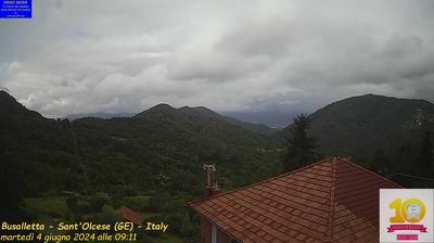 Preview delle webcam di Sant'Olcese › West: Rifugio Lorefice - Mignanego - Campomorone - Monte Figogna - Shrine of Our Lady of the Guard - Piani di Praglia