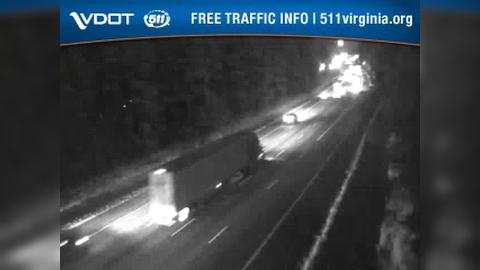 Traffic Cam Garnett Crossing: I-95 - MM 98.4 - SB - Doswell