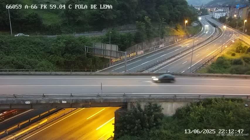 Pola de Lena: City Webcam