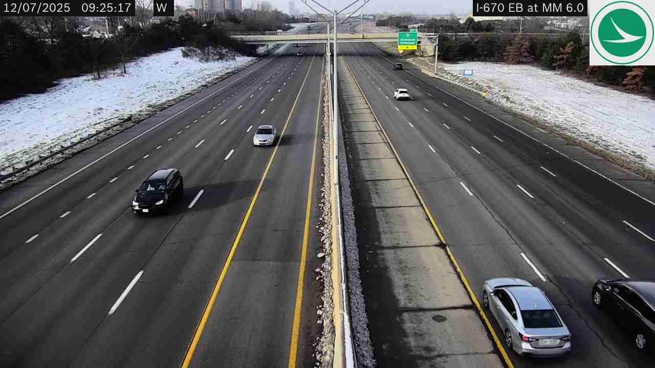 Traffic Cam Shepard: I-670 EB at MM 6.0, E of Joyce Ave