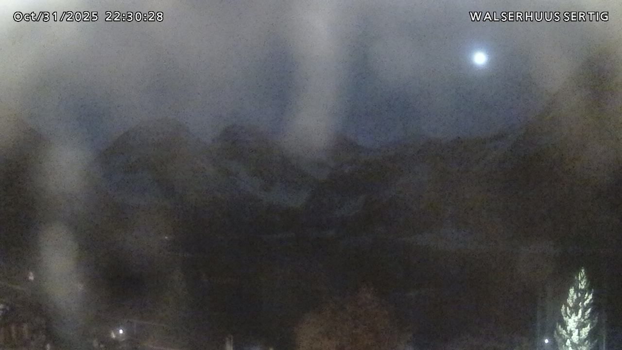 Davos › Süd: Walserhuus Sertig AG