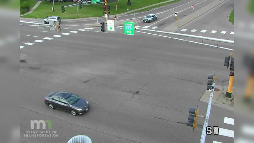 Traffic Cam Brooklyn Park: MN 252: T.H.252 NB @ 73rd Ave