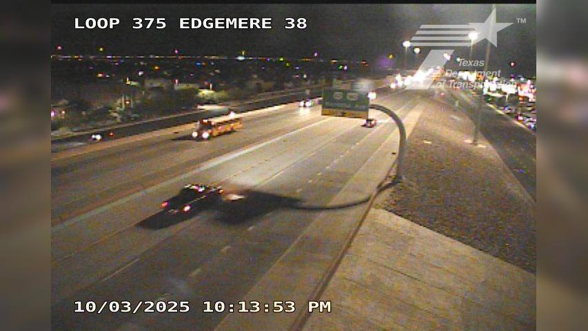 Traffic Cam El Paso › West: LP-375 @ Edgemere