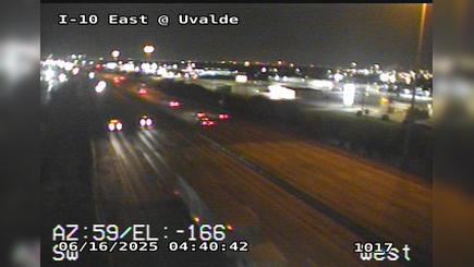 Traffic Cam Houston › West: I-10 East @ Uvalde