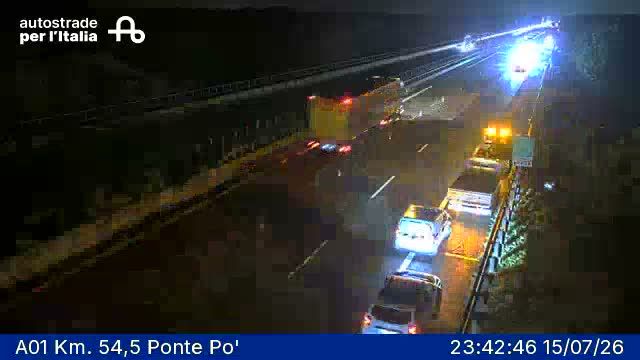 Traffic Cam San Rocco al Porto: A01 Km. 54,5 Ponte Po