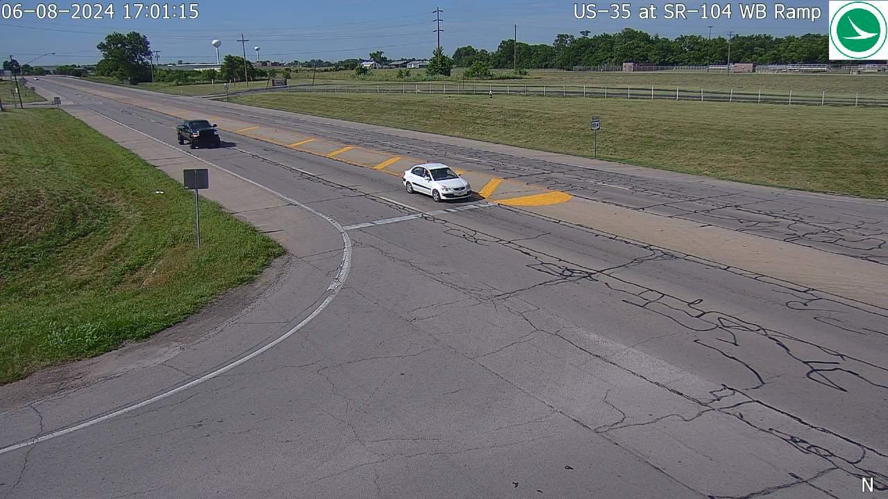 Traffic Cam Chillicothe: US-35 at SR-104 WB Ramp