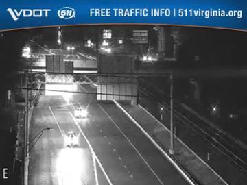 Traffic Cam Idylwood: I-66 - MM 65.0 - W