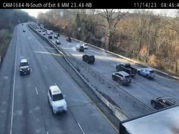 Traffic Cam Croton Falls › North: South of Exit 8 at Hardscrabble Rd