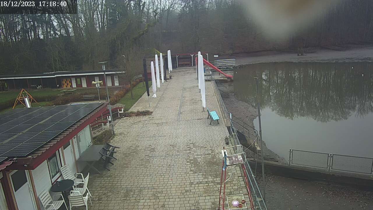 Traffic Cam Lich: Waldschwimmbad