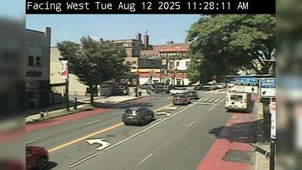 Traffic Cam New York: Fordham Road @ Hughes Avenue