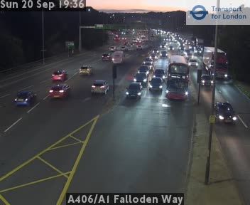 Traffic Cam London: A406/A1 Falloden Way