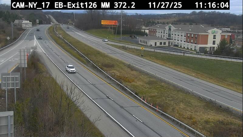 Traffic Cam Chester › East: Route 17 at Exit 126