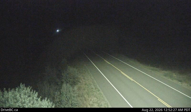 Traffic Cam Oliver › West: Hwy 3, next to Conifryd Lake, looking west