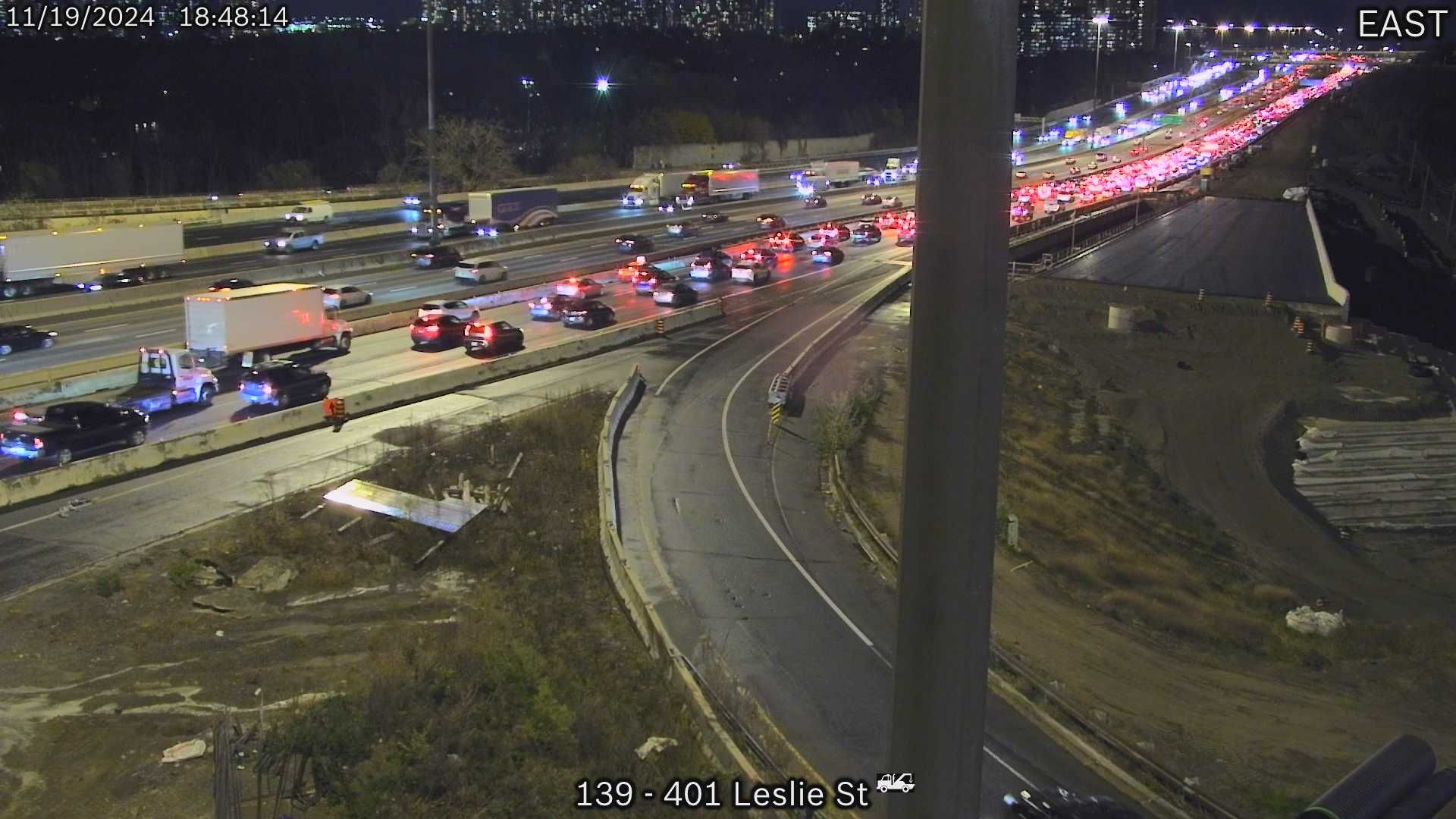 Traffic Cam Toronto: Highway 401 near Leslie Street