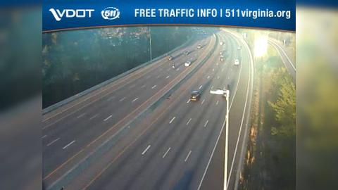 Traffic Cam Virginia Beach: I-264 - MM 18.5 - EB - PAST INDEPENDENCE BLVD