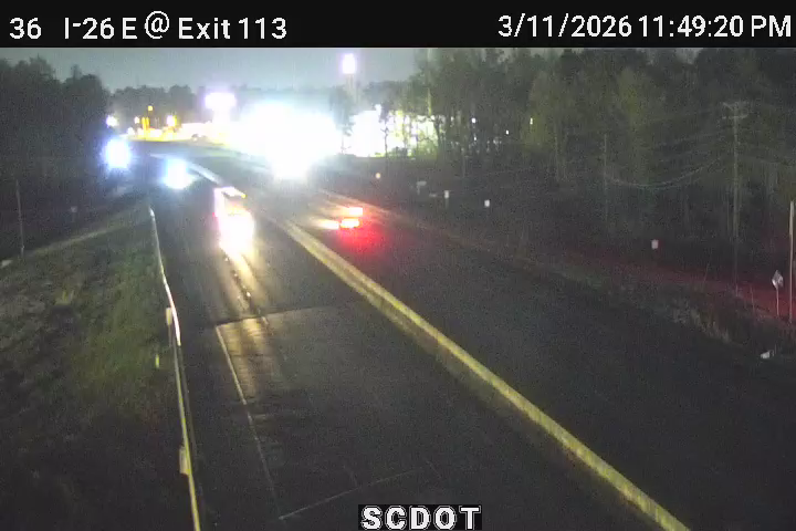 Traffic Cam Cayce: I-26 E @ MM 113 (SC 302)