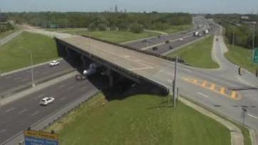 Traffic Cam Mobile › East: MOB-CAM-C