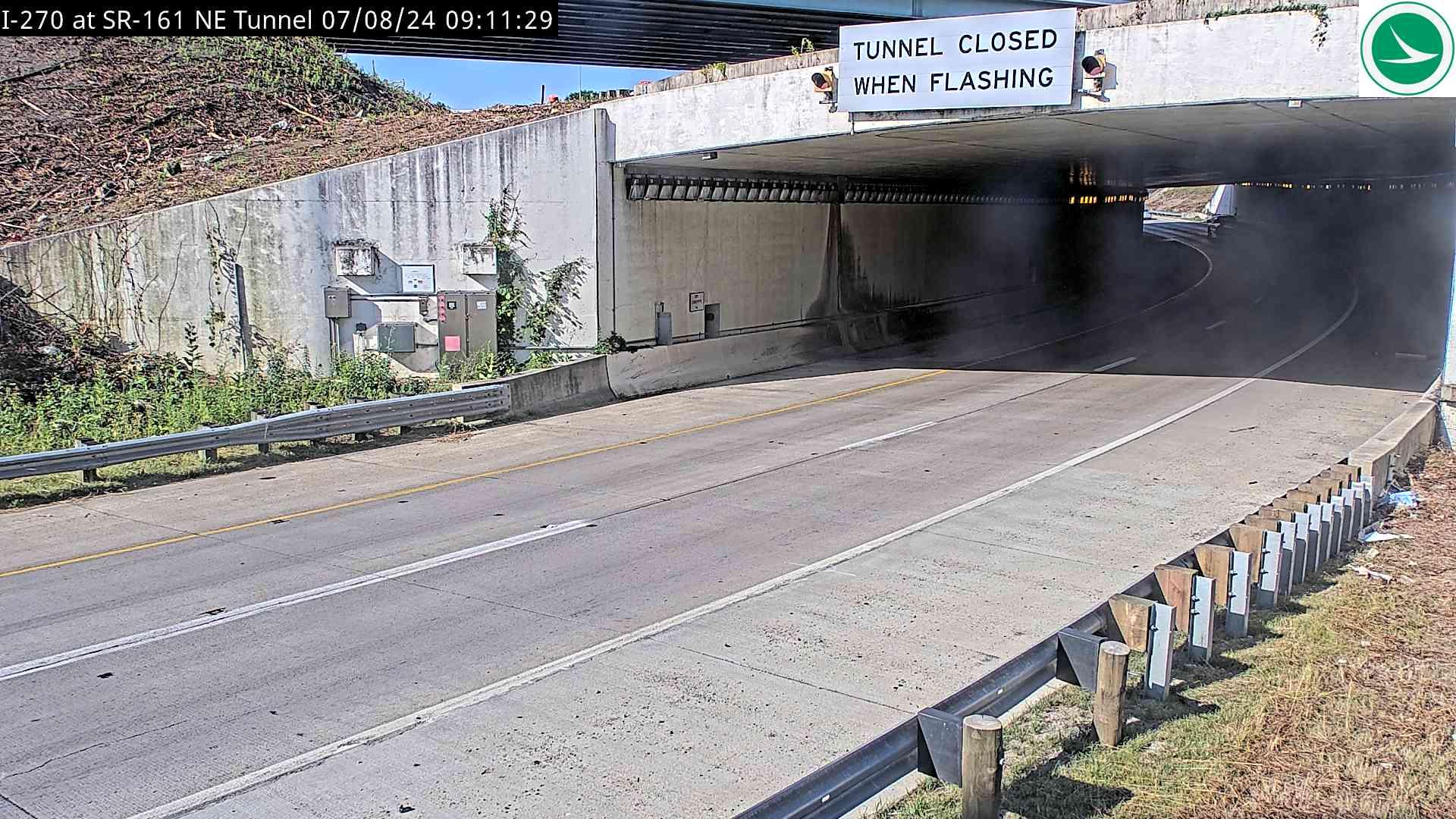 Traffic Cam Pinhook: I-270 at SR-161 NE Tunnel