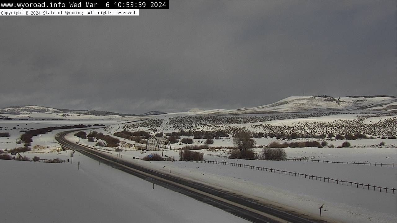 Traffic Cam Worland › North: Warren Bridge - NORTH
