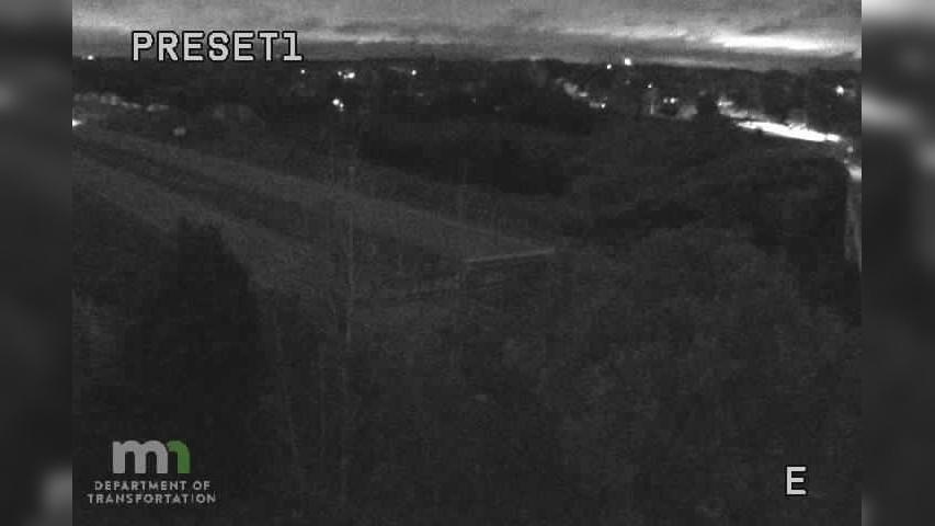 Traffic Cam Eagan: I-35E: I-35E SB @ Deerwood Dr