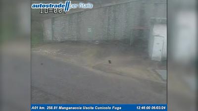 Preview delle webcam di Ortaglia: A01 km. 258.81 Manganaccia Uscita Cunicolo Fuga