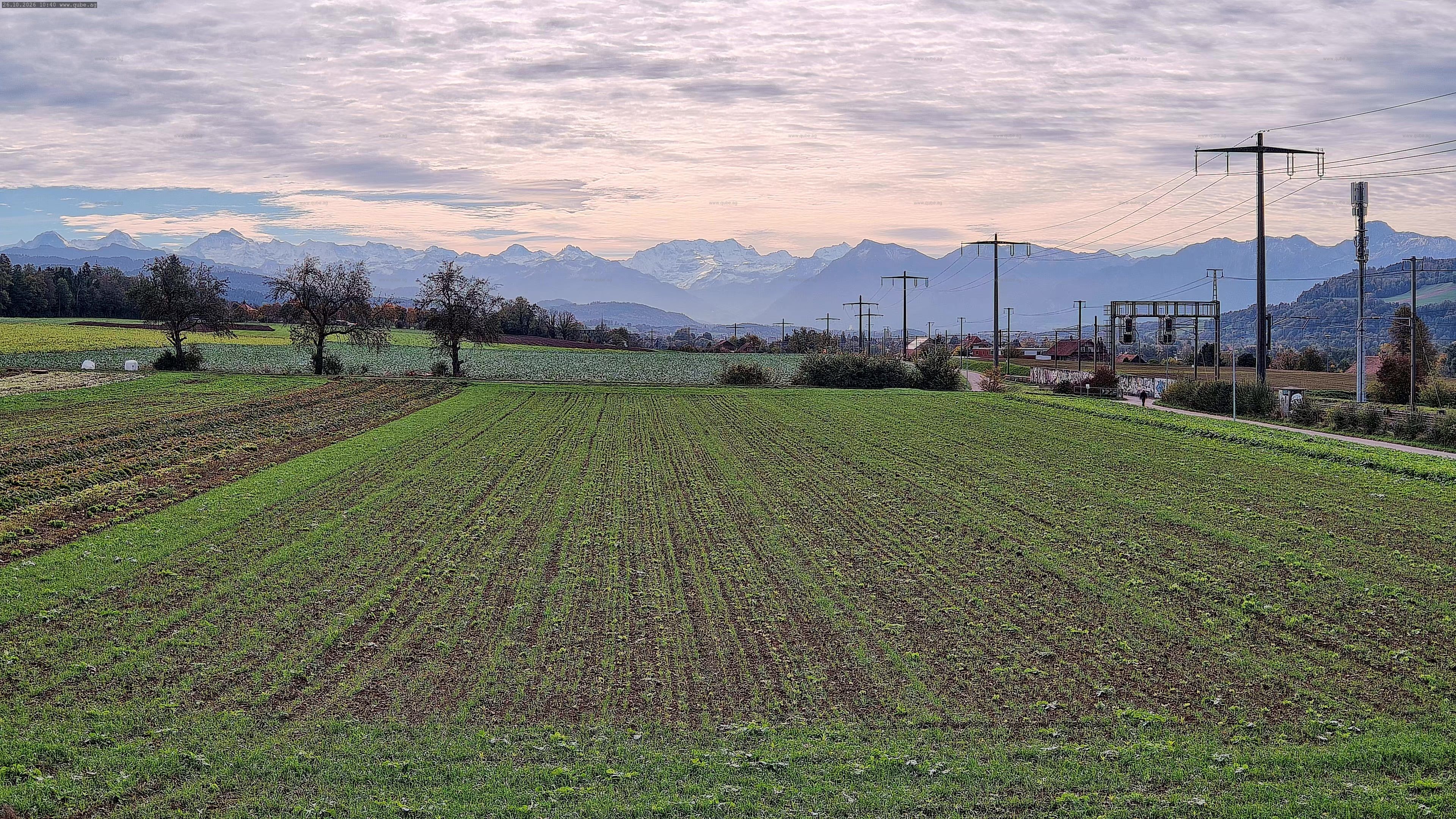 Rubigen › Südosten: Sicht in Richtung Berner Oberland